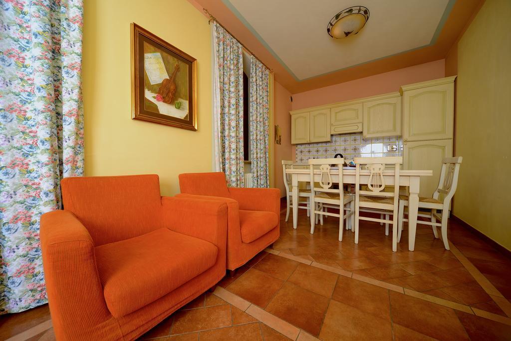 Residenze L'Uncinaia Holiday House 페루자 외부 사진