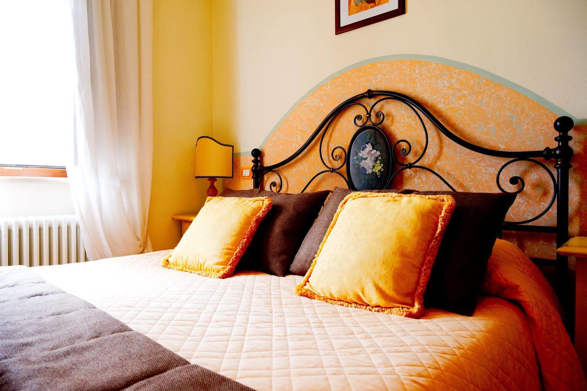 Residenze L'Uncinaia Holiday House 페루자 외부 사진